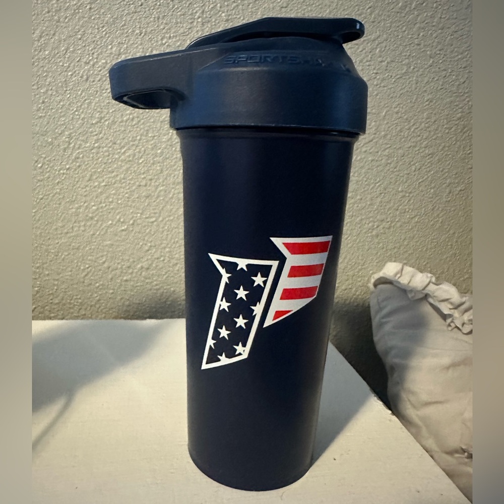 1st Phorm Shaker Bottle with Patriotic Design